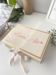 Mukavva Kurdeleli Dekoratif Çikolata Kutusu