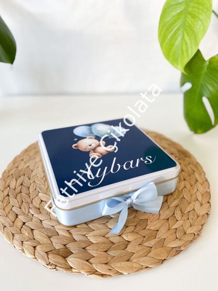 Metal Kutu Bebek Çikolatası