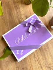 Karton Kutu Kız Bebek Çikolatası