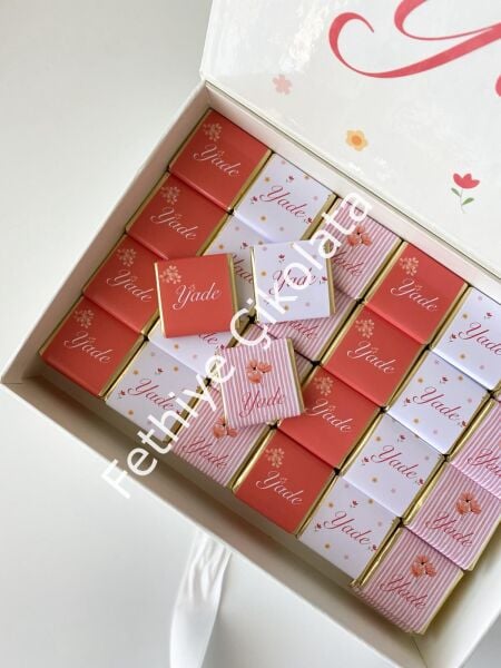 Mukavva Kurdeleli Dekoratif Çikolata Kutusu