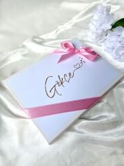 Karton Kutu Kız Bebek Çikolatası