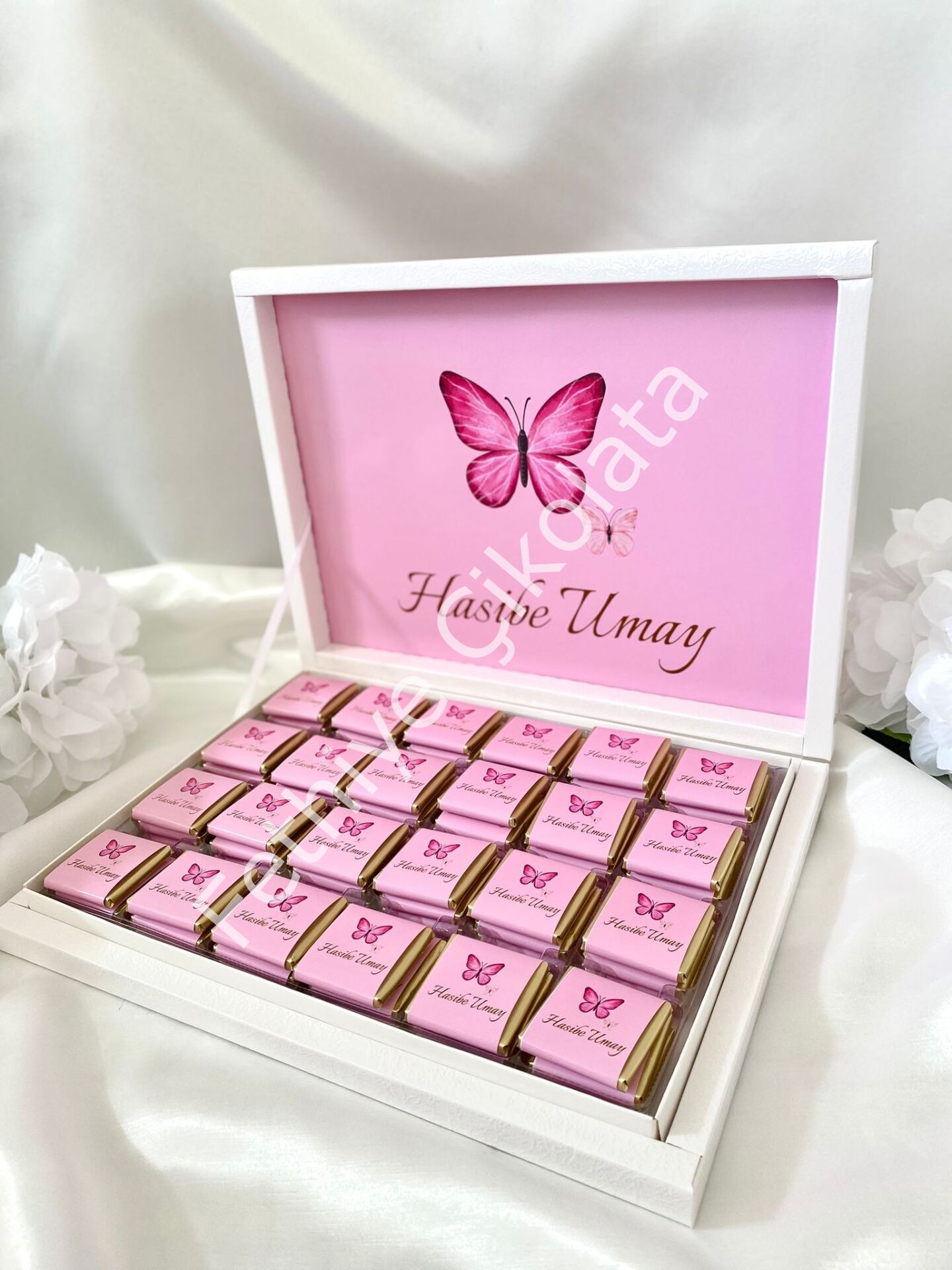 Karton Kutu Kız Bebek Çikolatası