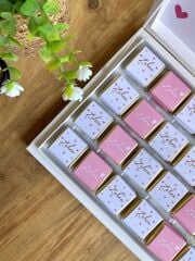 Karton Kutu Kız Bebek Çikolatası