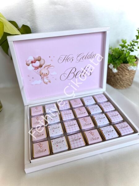 Karton Kutu Kız Bebek Çikolatası