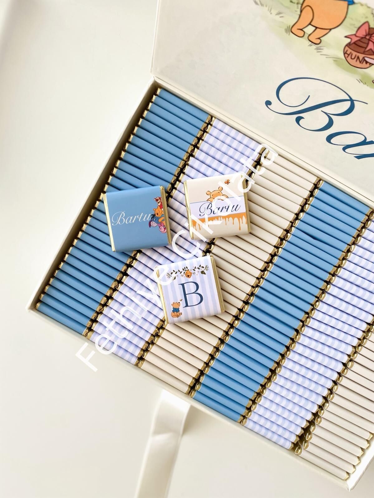 Mukavva Kurdeleli Dekoratif Çikolata Kutusu