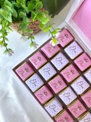 Karton Kutu Kız Bebek Çikolatası