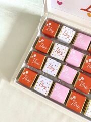 Karton Kutu Kız Bebek Çikolatası