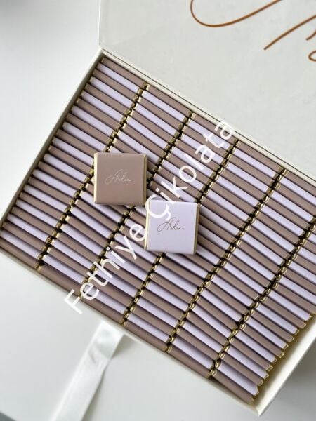 Mukavva Kurdeleli Dekoratif Çikolata Kutusu