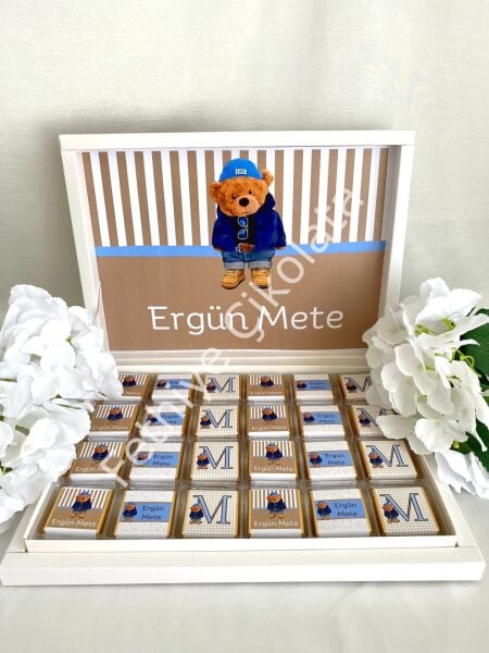 Karton Kutu Erkek Bebek Çikolatası