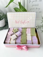 Metal Kutu Bebek Çikolatası