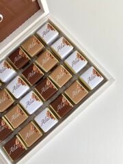 Karton Kutu Erkek Bebek Çikolatası