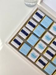 Karton Kutu Erkek Bebek Çikolatası