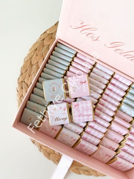 Mukavva Kurdeleli Dekoratif Çikolata Kutusu