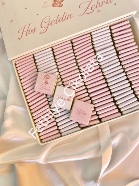 Mukavva Kurdeleli Dekoratif Çikolata Kutusu