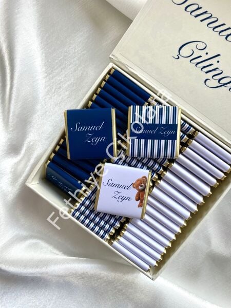 Erkek Bebek Mıknatıslı Kare Kutu