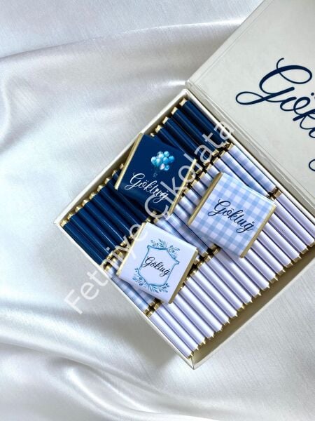 Erkek Bebek Mıknatıslı Kare Kutu