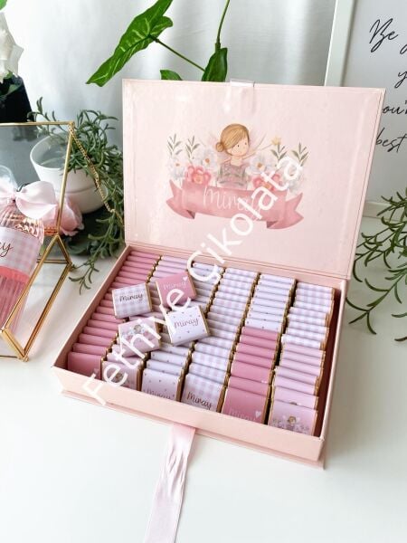 Mukavva Kurdeleli Dekoratif Çikolata Kutusu