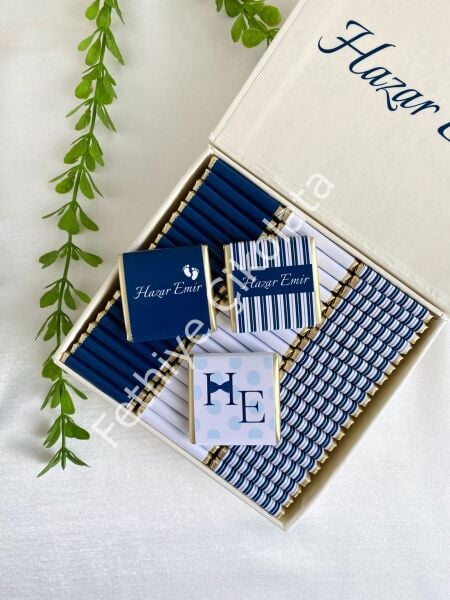 Erkek Bebek Mıknatıslı Kare Kutu