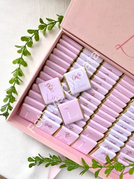 Mukavva Kurdeleli Dekoratif Çikolata Kutusu