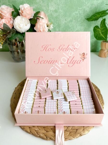 Mukavva Kurdeleli Dekoratif Çikolata Kutusu