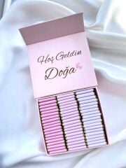 Kız Bebek Mıknatıslı Kare Kutu