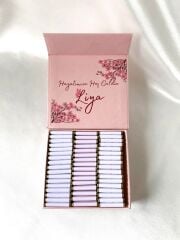 Kız Bebek Mıknatıslı Kare Kutu