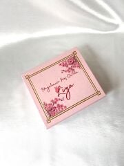 Kız Bebek Mıknatıslı Kare Kutu