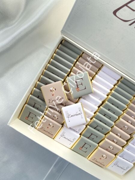 Mukavva Kurdeleli Dekoratif Çikolata Kutusu