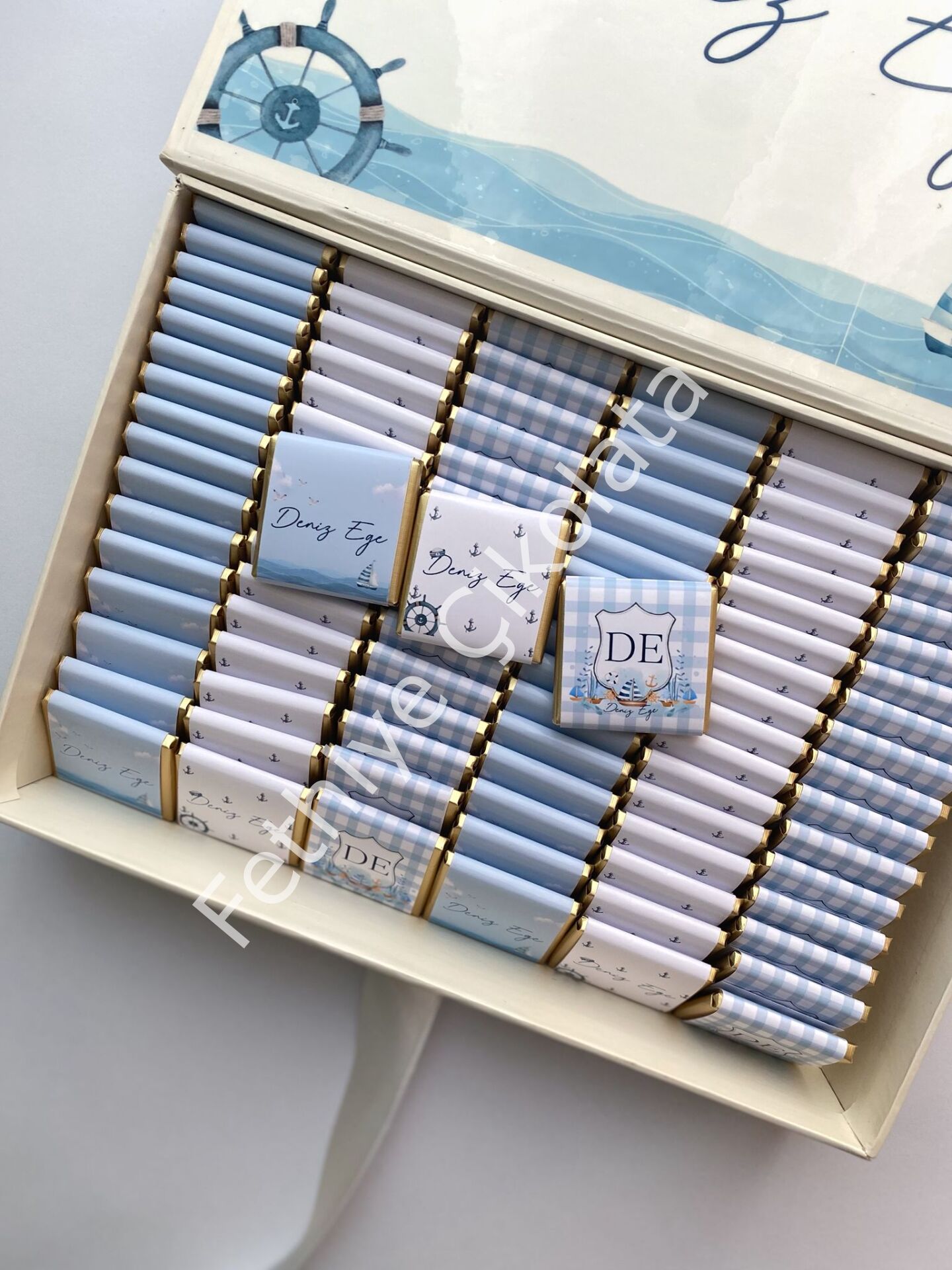 Mukavva Kurdeleli Dekoratif Çikolata Kutusu