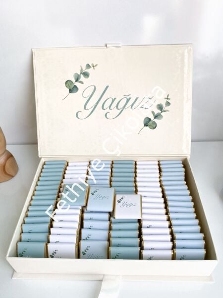 Mukavva Kurdeleli Dekoratif Çikolata Kutusu