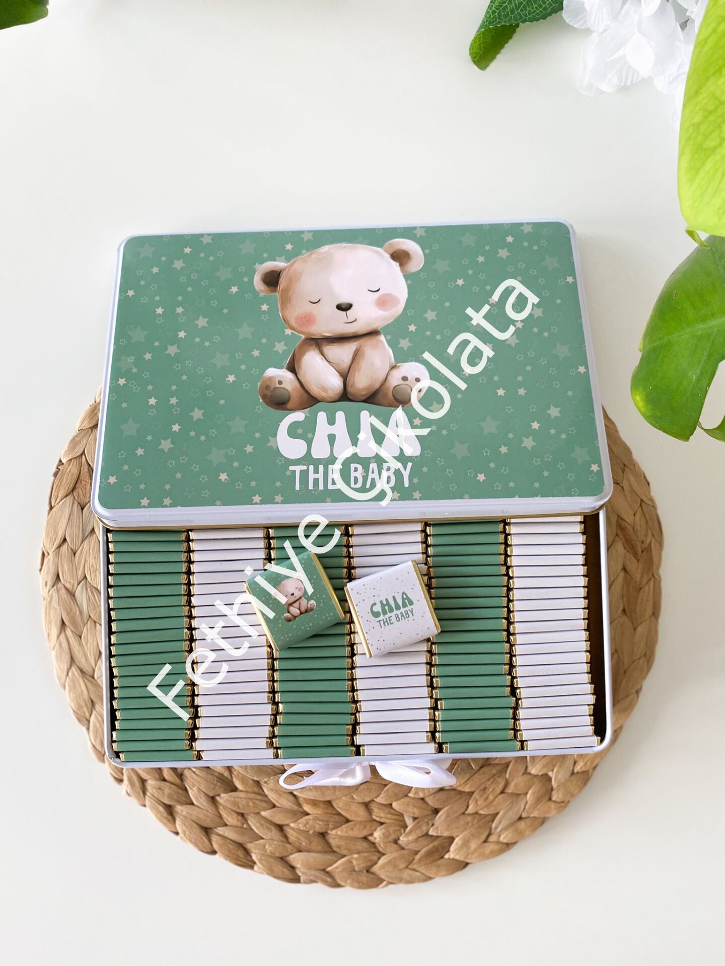 Metal Kutu Bebek Çikolatası