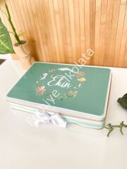 Metal Kutu Bebek Çikolatası