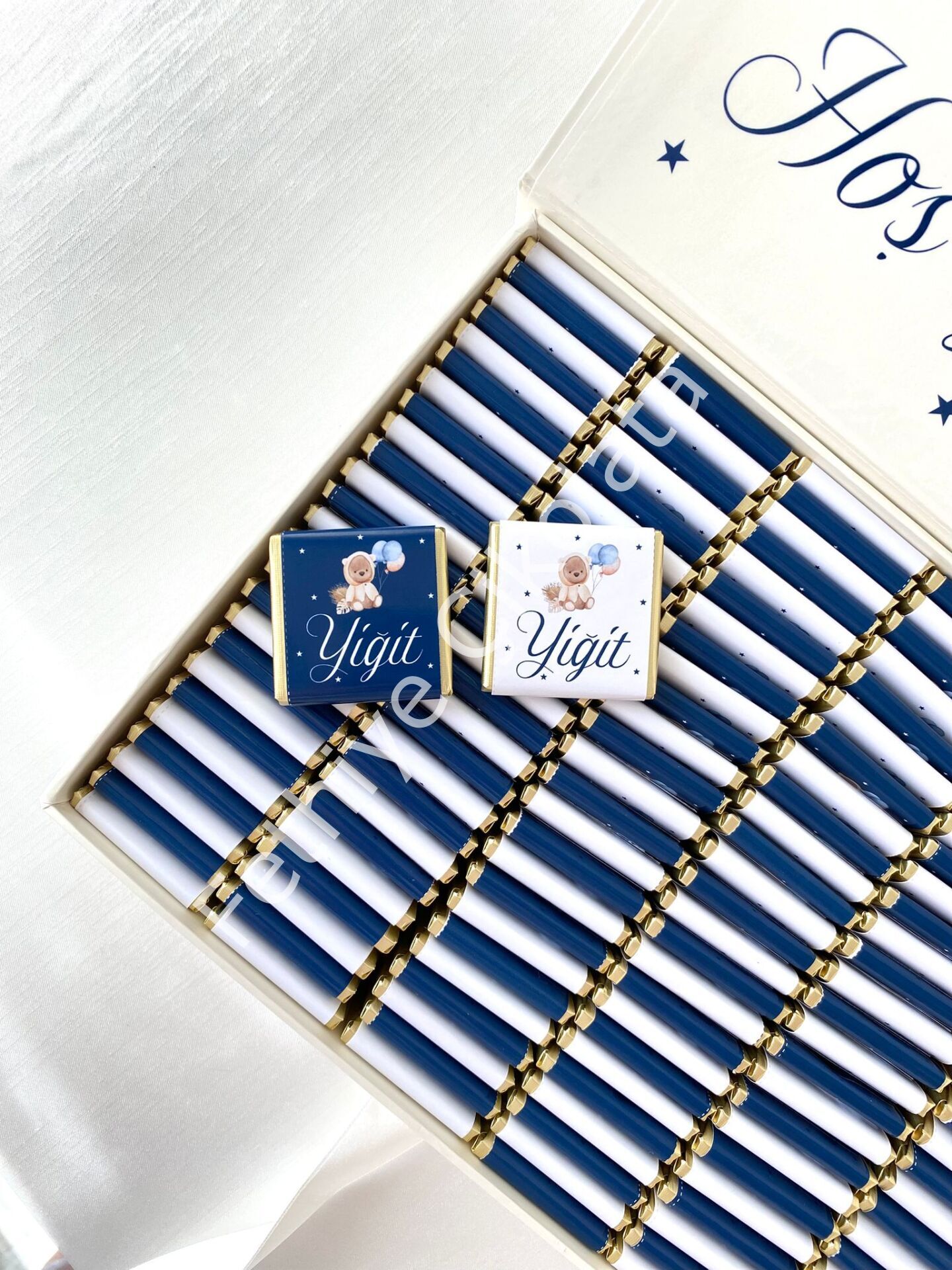 Mukavva Kurdeleli Dekoratif Çikolata Kutusu