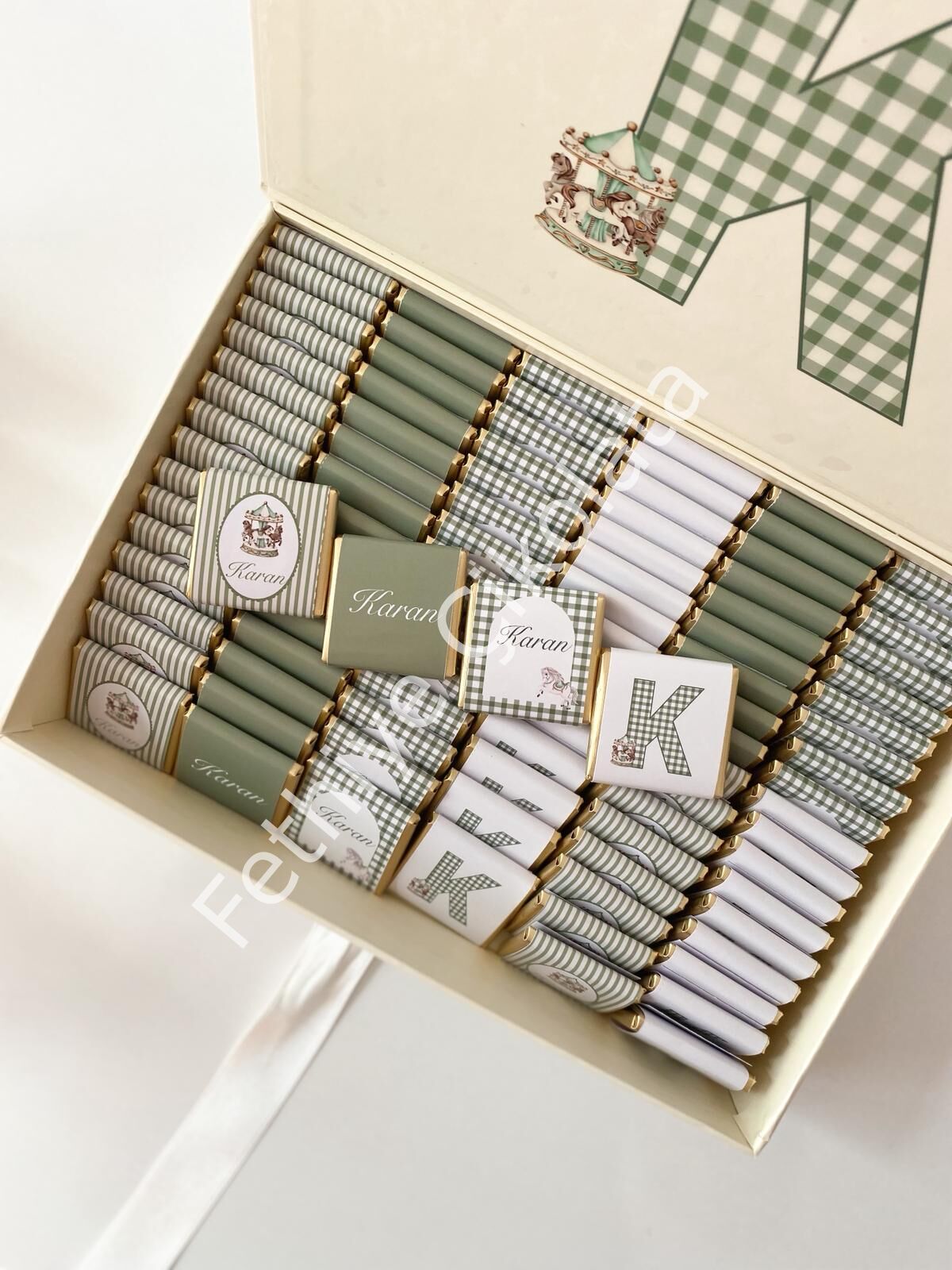 Mukavva Kurdeleli Dekoratif Çikolata Kutusu