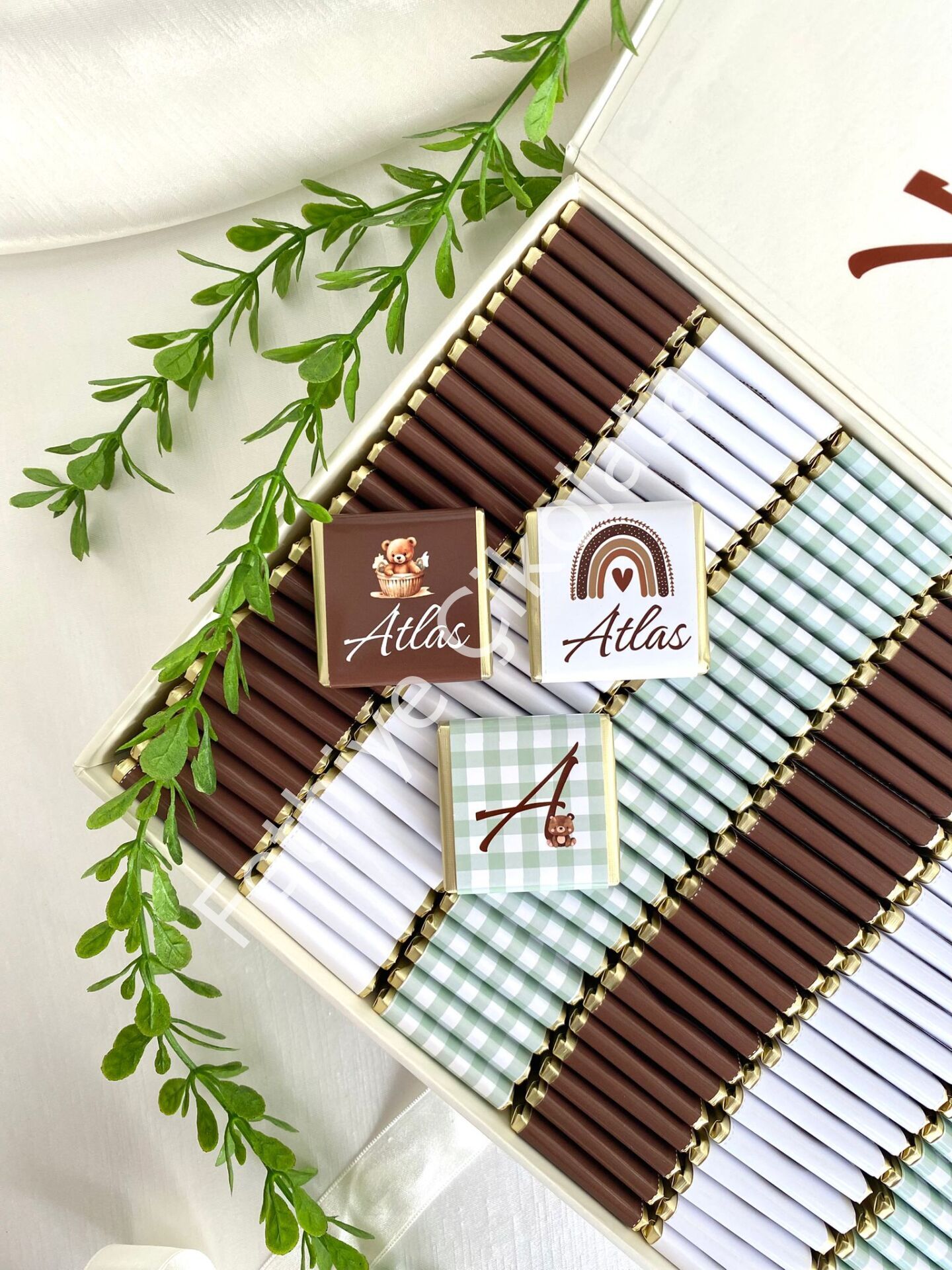 Mukavva Kurdeleli Dekoratif Çikolata Kutusu