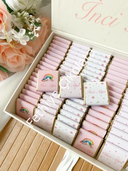 Mukavva Kurdeleli Dekoratif Çikolata Kutusu