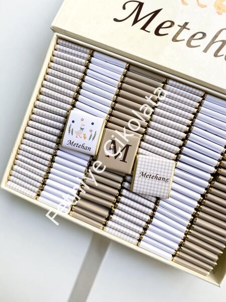 Mukavva Kurdeleli Dekoratif Çikolata Kutusu