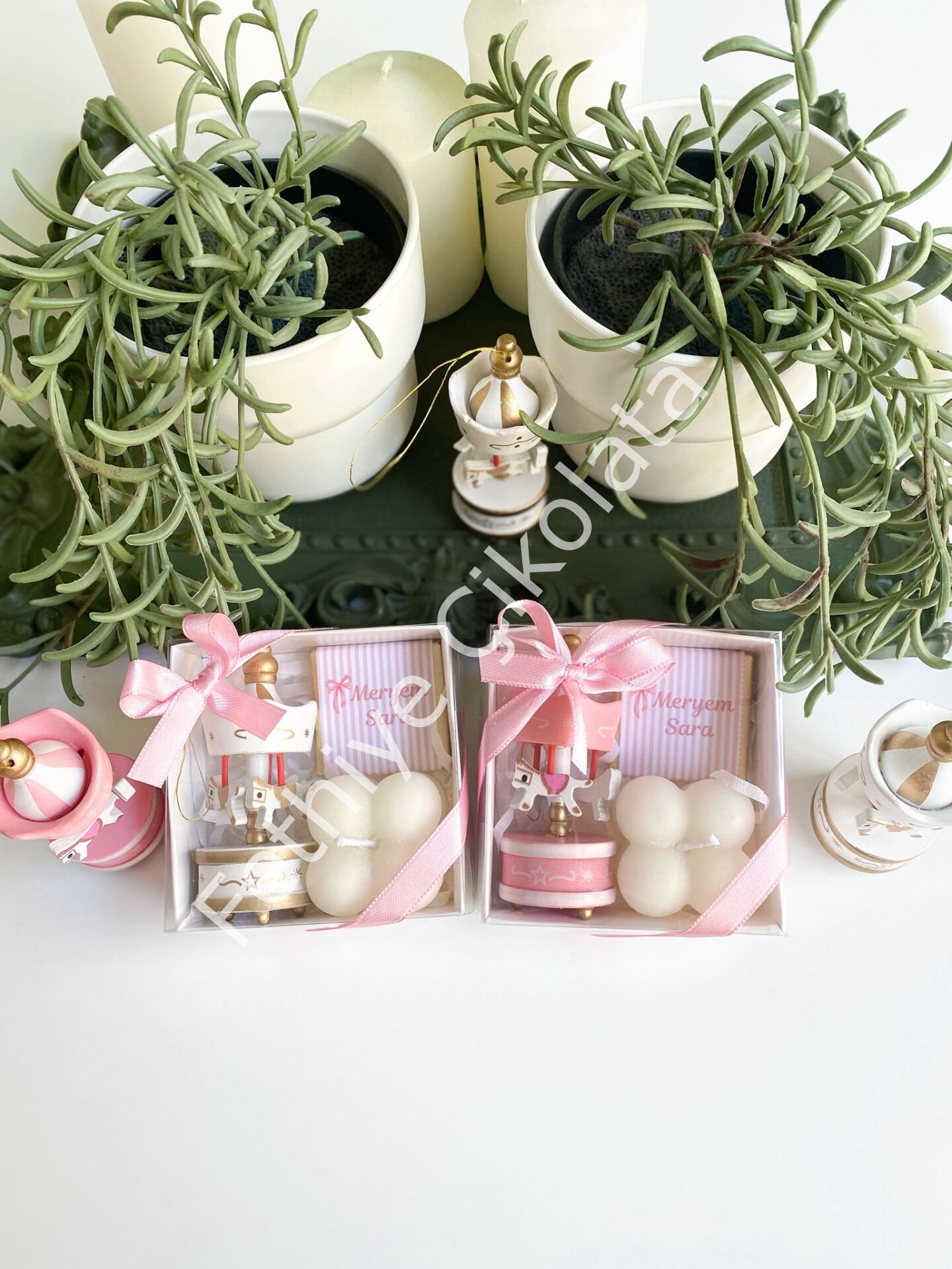 Atlı Karınca & Mum & Çikolata Kutusu