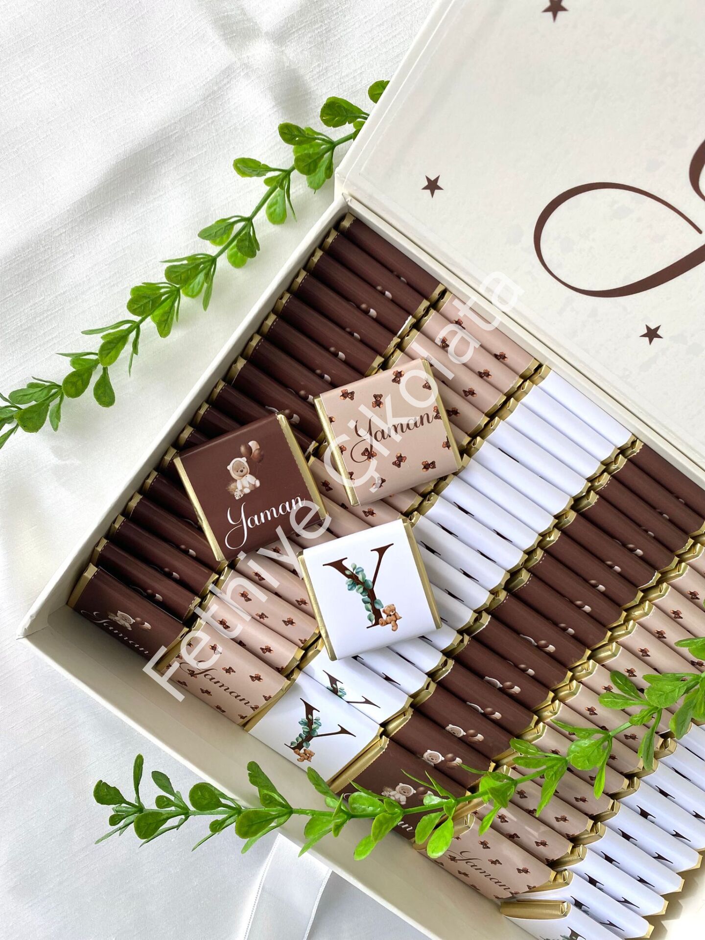 Mukavva Kurdeleli Dekoratif Çikolata Kutusu