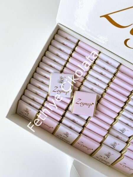 Mukavva Kurdeleli Dekoratif Çikolata Kutusu