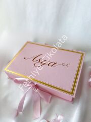 Mukavva Kurdeleli Dekoratif Çikolata Kutusu