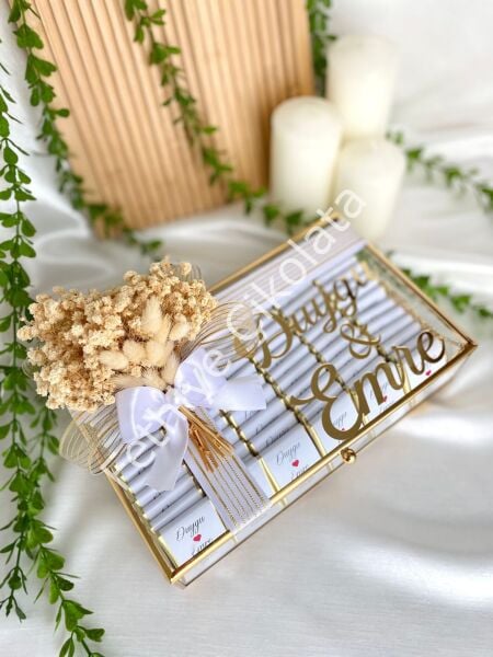 Cam Kutu Isteme Çikolatası