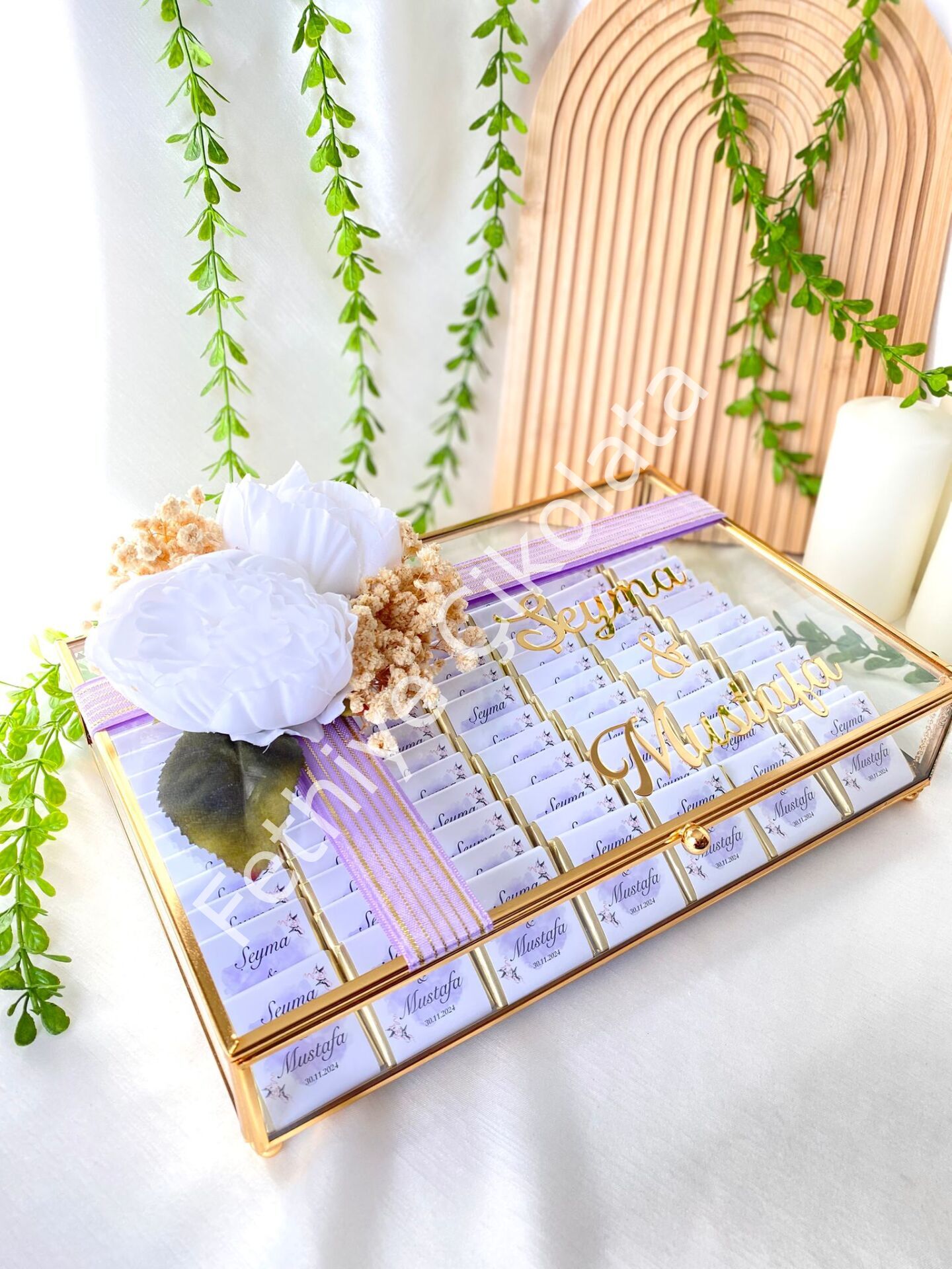 Cam Kutu Isteme Çikolatası