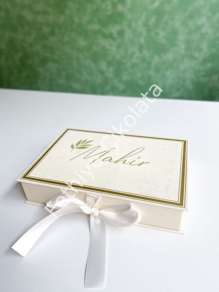 Mukavva Kurdeleli Dekoratif Çikolata Kutusu