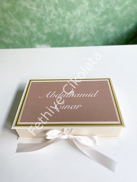 Mukavva Kurdeleli Dekoratif Çikolata Kutusu