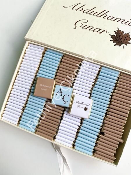 Mukavva Kurdeleli Dekoratif Çikolata Kutusu