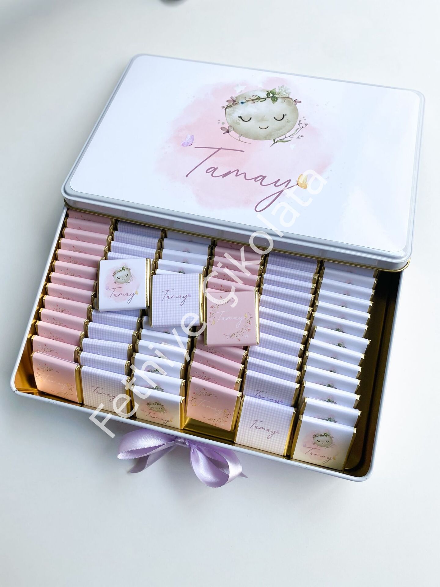 Metal Kutu Bebek Çikolatası