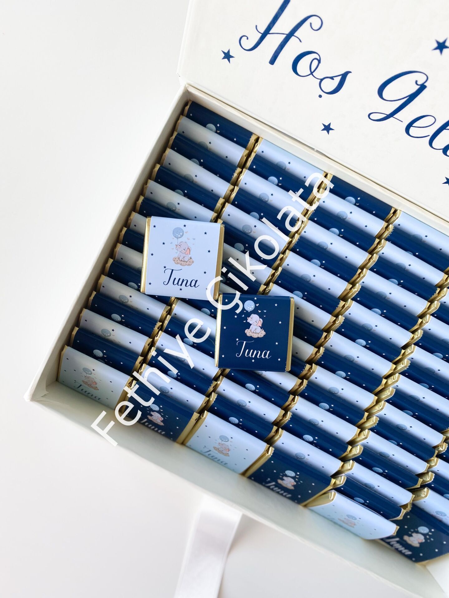 Mukavva Kurdeleli Dekoratif Çikolata Kutusu