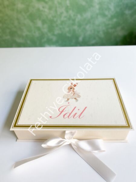 Mukavva Kurdeleli Dekoratif Çikolata Kutusu