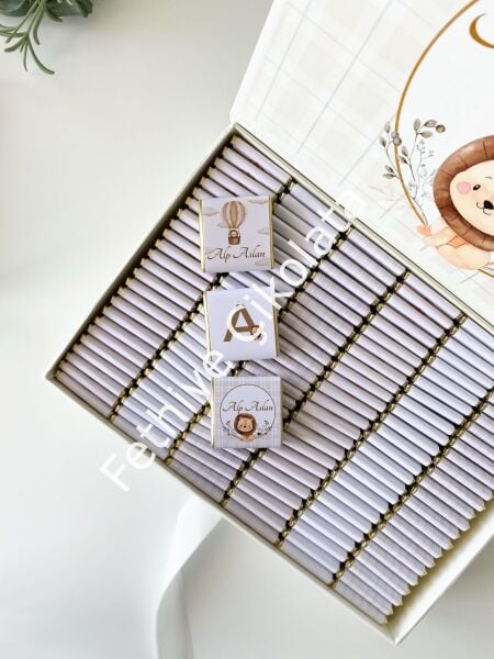 Mukavva Kurdeleli Dekoratif Çikolata Kutusu